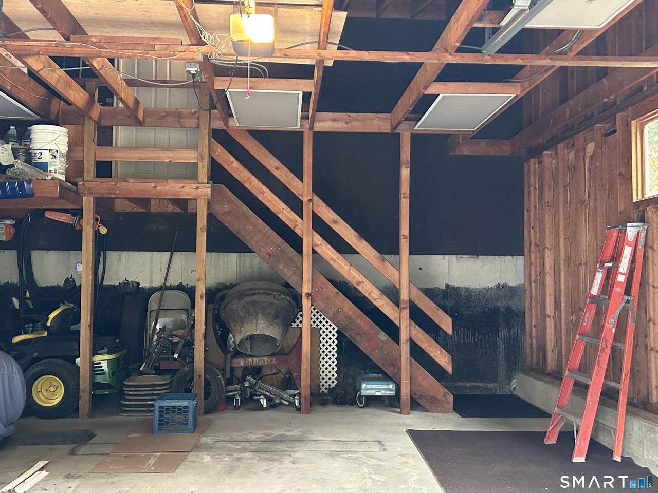 240 Hammock Rd N - Photo 7 of 8