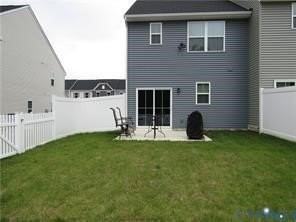 2210 Palm Ct - Photo 3 of 20