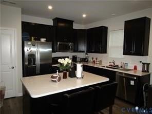 2210 Palm Ct - Photo 4 of 20