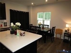 2210 Palm Ct - Photo 7 of 20