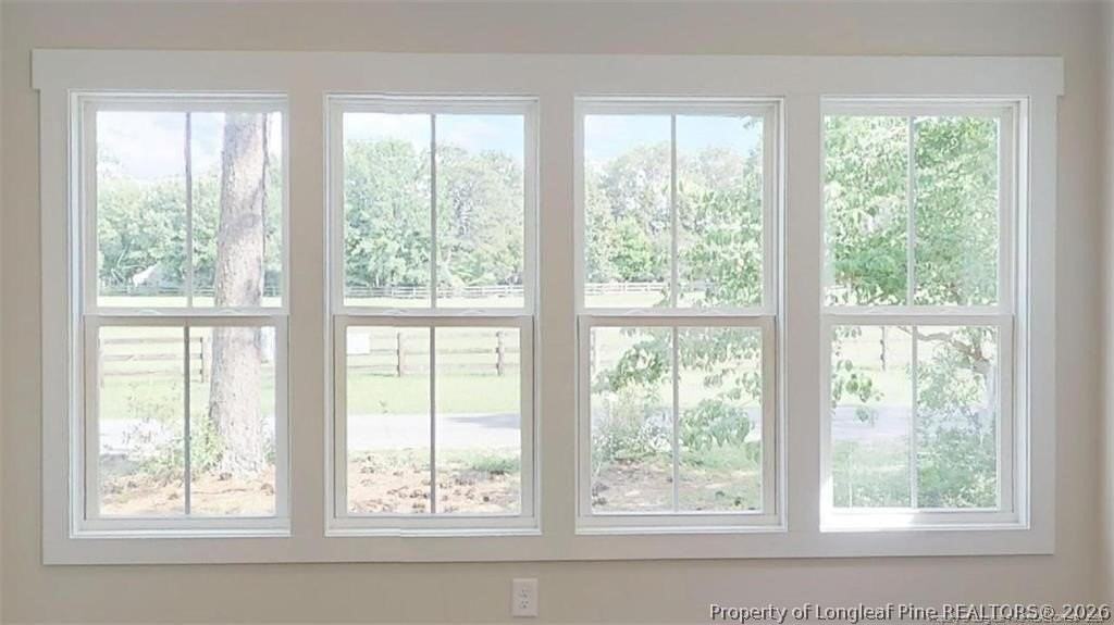 408 Sheldon Rd - Photo 5 of 34