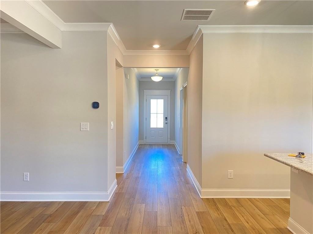 404 Sterling Creek Way - Photo 2 of 40