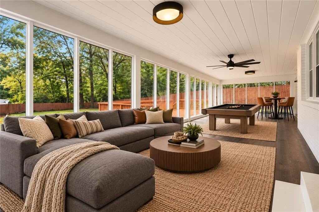 2304 Rugby Ln - Photo 4 of 28