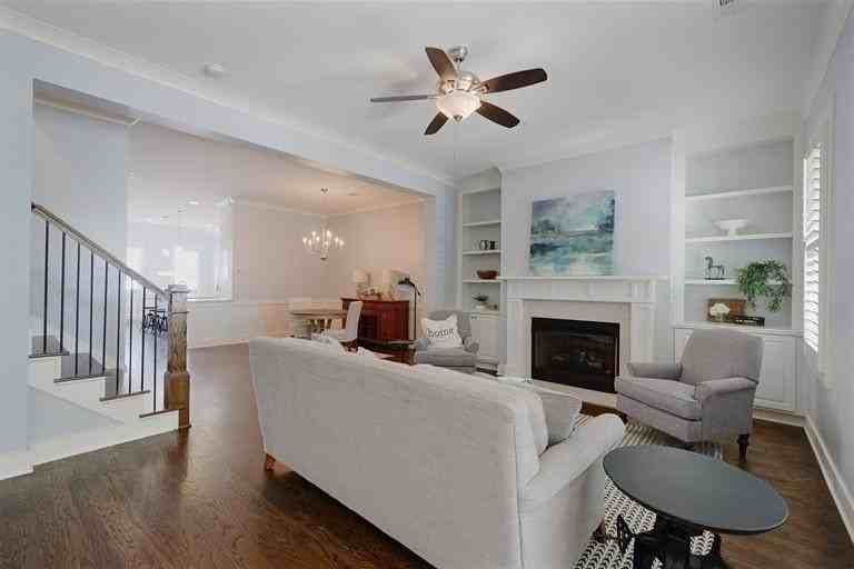 110 Brighton Blvd - Photo 4 of 50