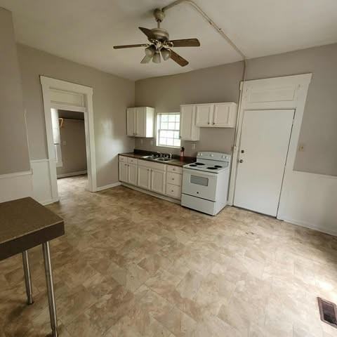 2027 E Oak St #1 - Photo 3 of 7