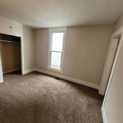 2027 E Oak St #1 - Photo 5 of 7