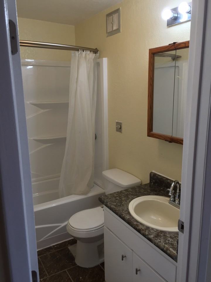 1470 Noble - 4 #4 - Photo 5 of 6
