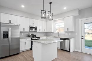 Barry Dr #423 - Photo 1 of 1