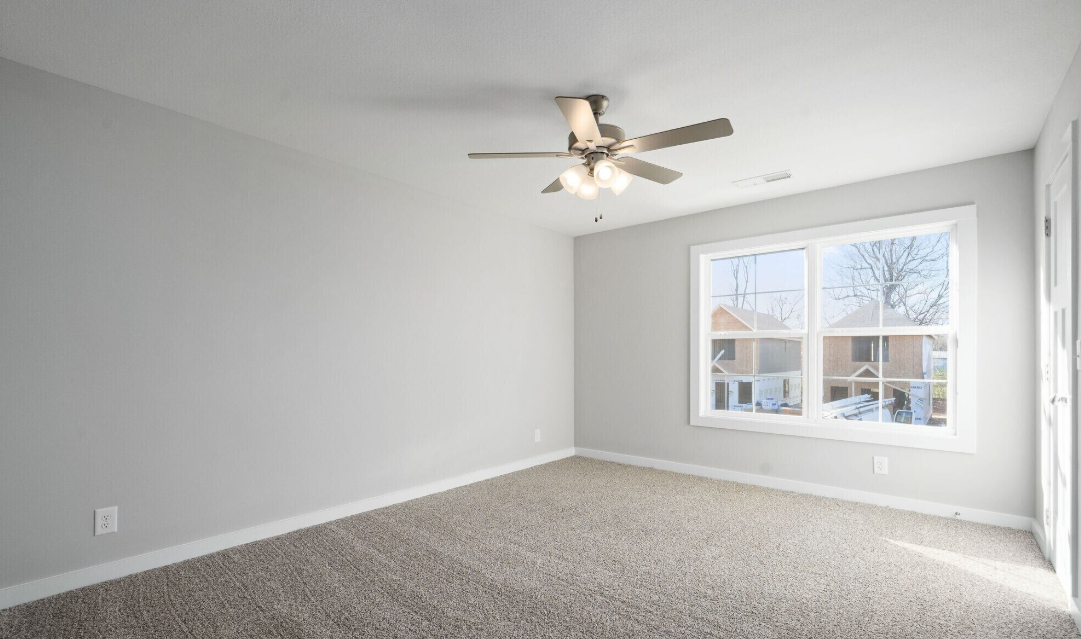Barry Dr #423 - Photo 3 of 6