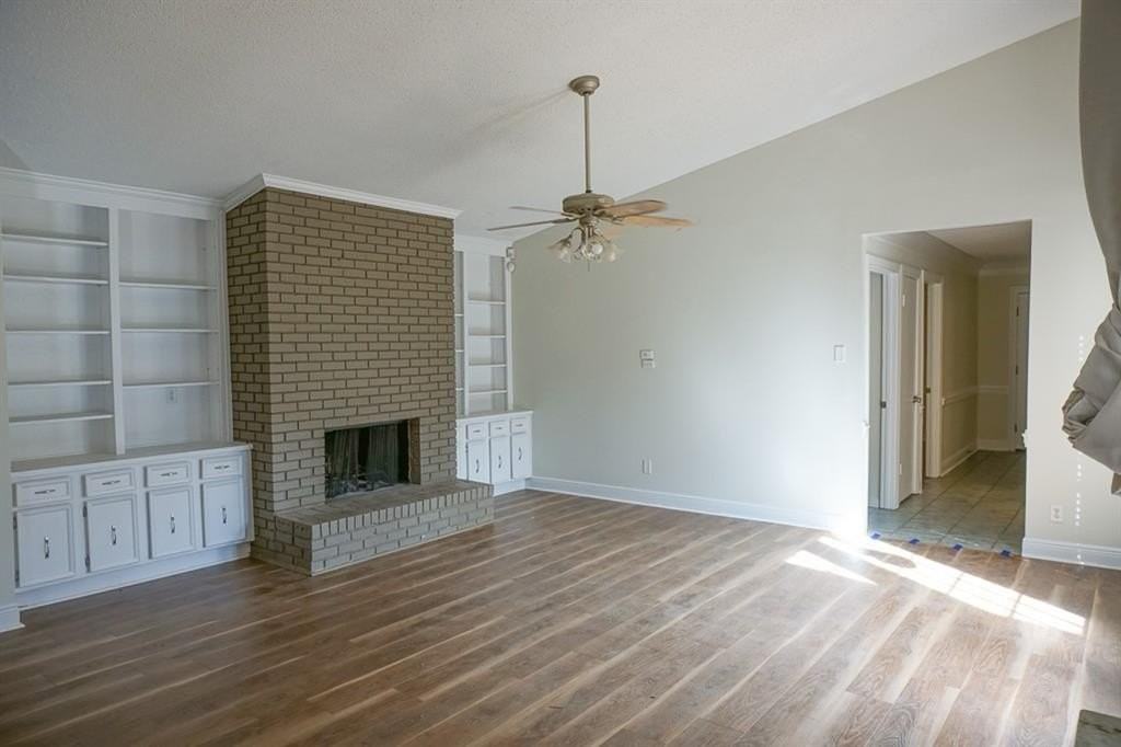 6083 Highland Cir N - Photo 7 of 16