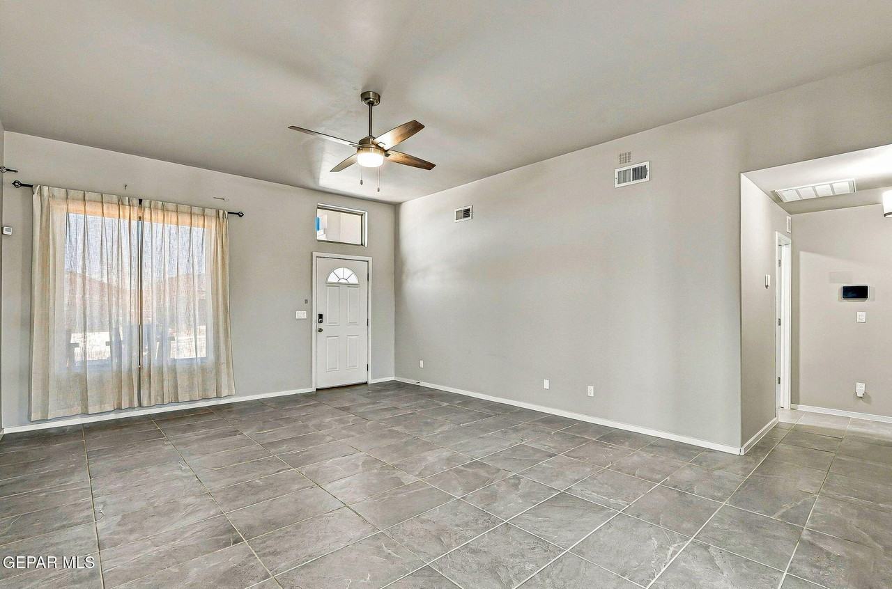 669 Paseo Musical St - Photo 7 of 34