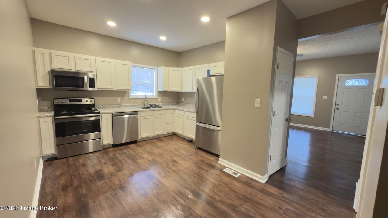 2130 Date St - Photo 3 of 9