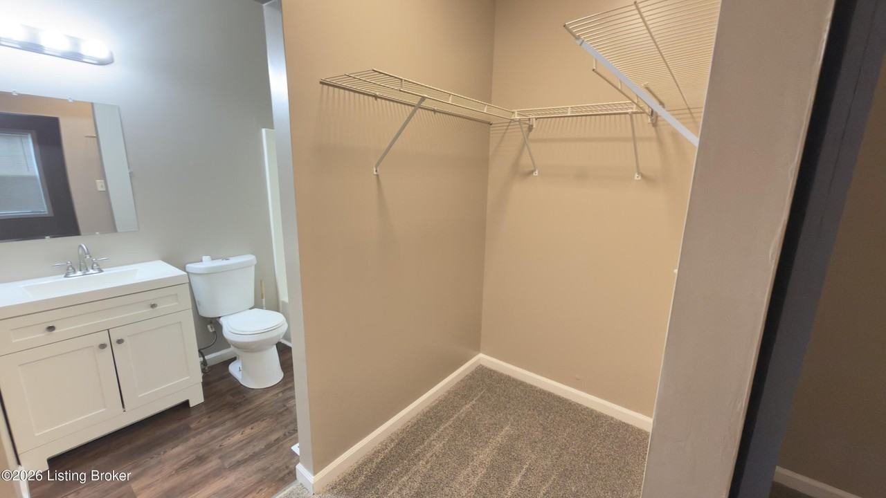 2130 Date St - Photo 5 of 9