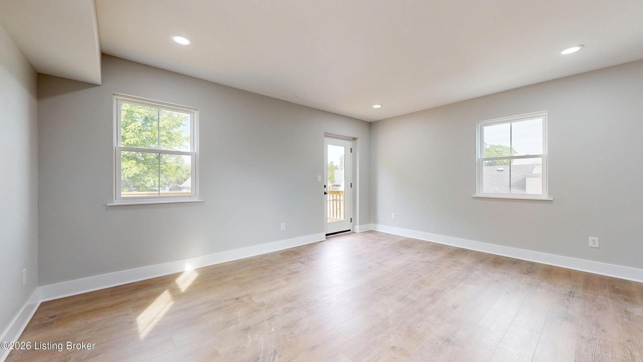 116 Bauer Ave #202 - Photo 4 of 18
