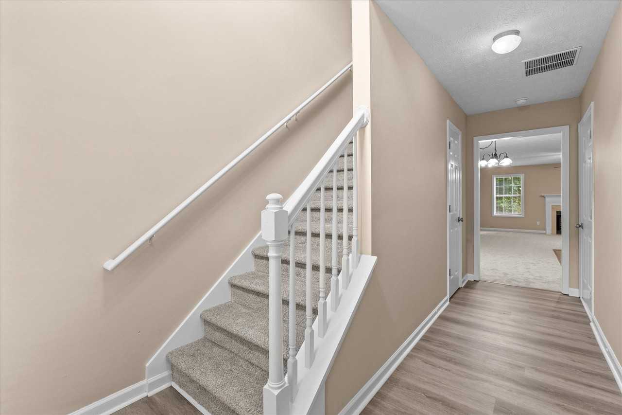 138 Alton Cir #1 - Photo 4 of 37