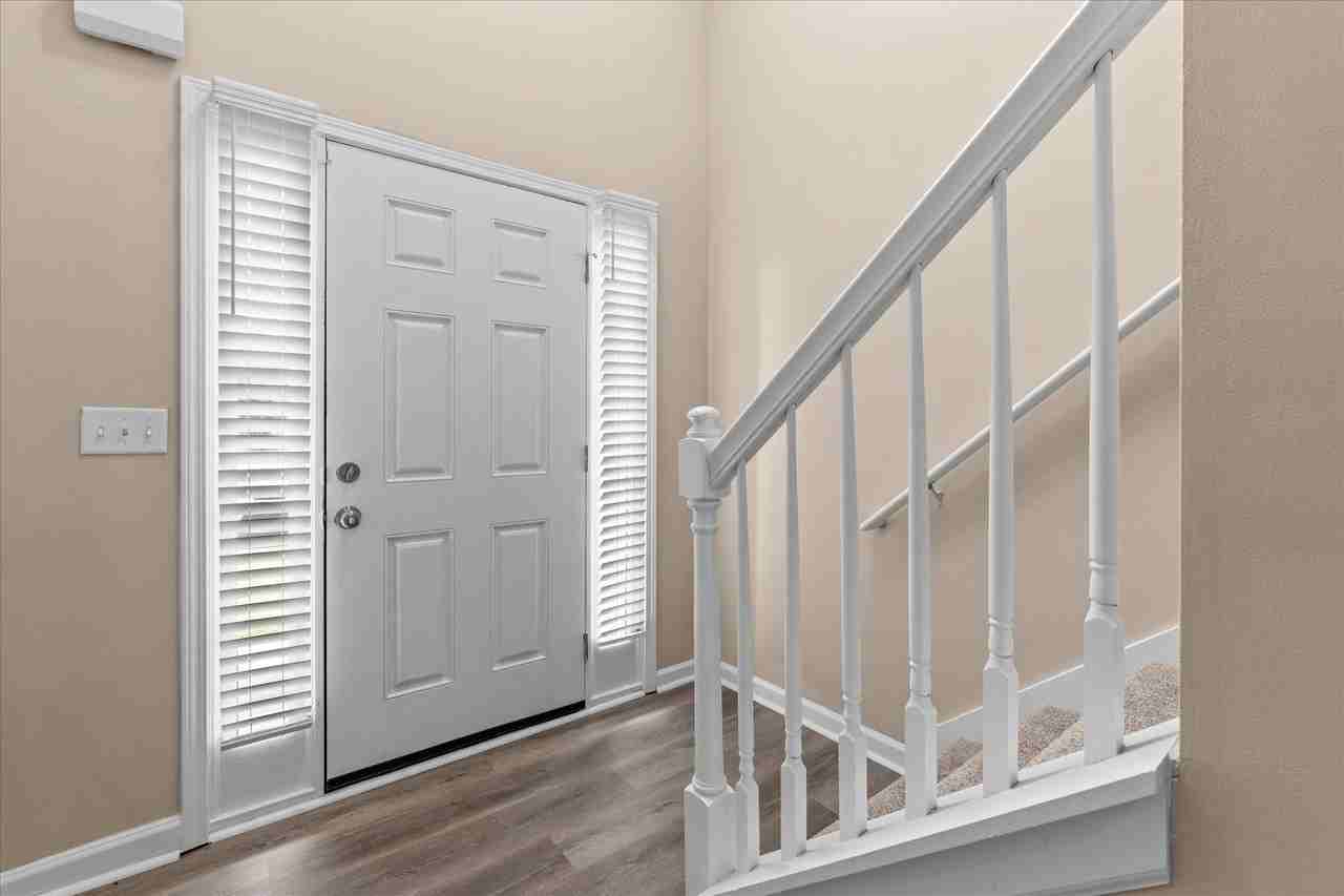 138 Alton Cir #1 - Photo 5 of 37