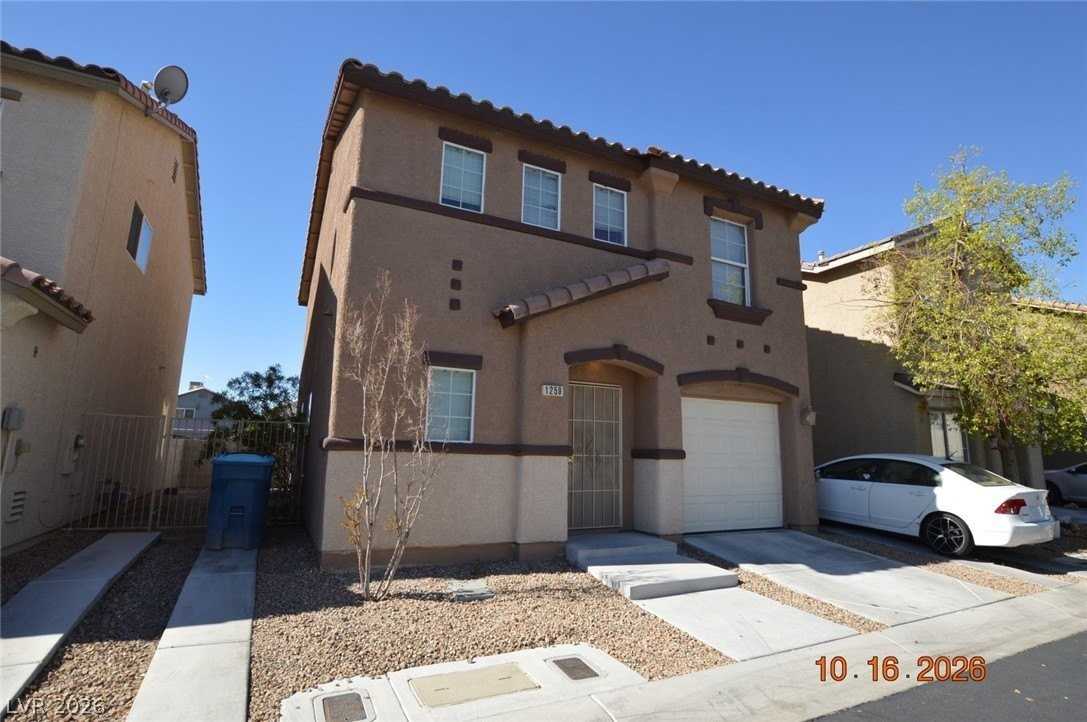 1259 Sweet Orange St - Photo 2 of 17