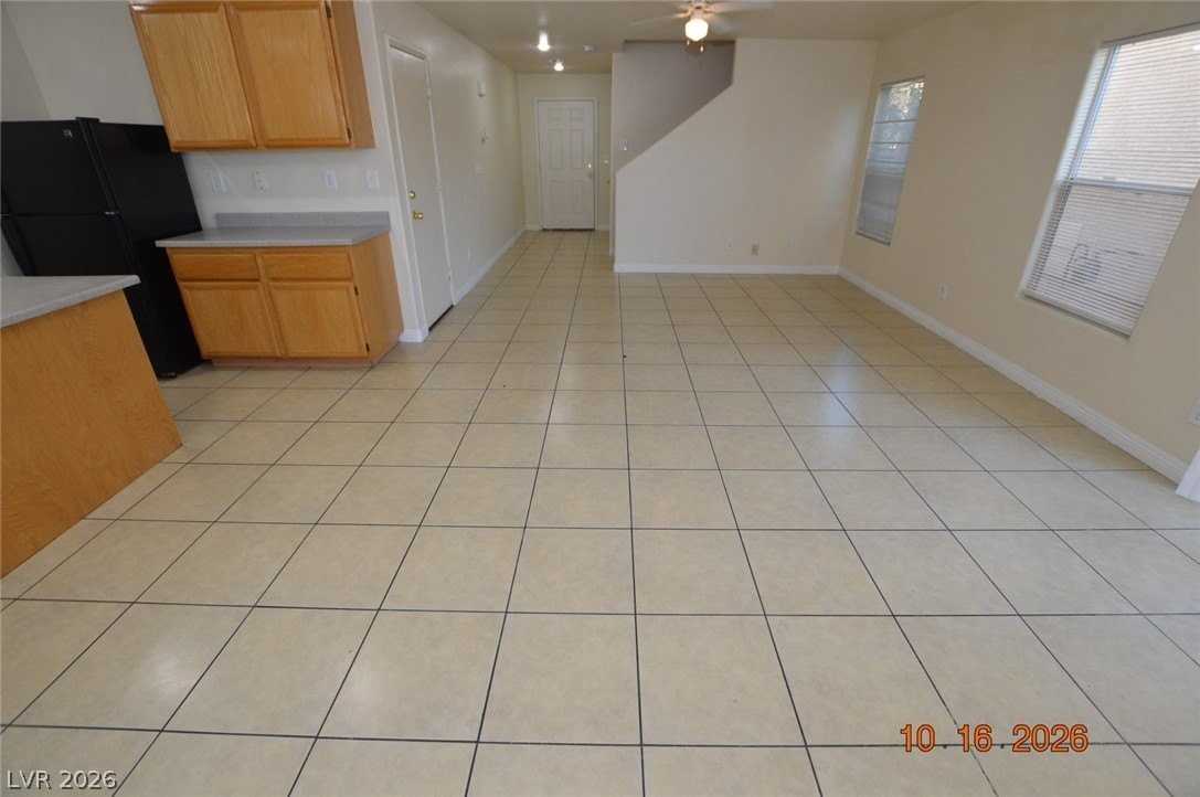 1259 Sweet Orange St - Photo 5 of 17