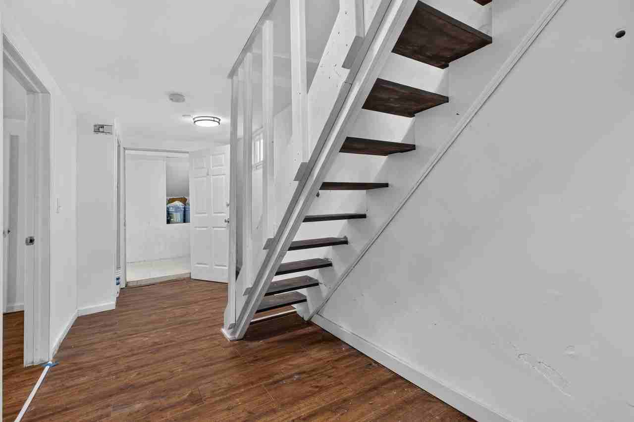138 Avenue C - Photo 2 of 50