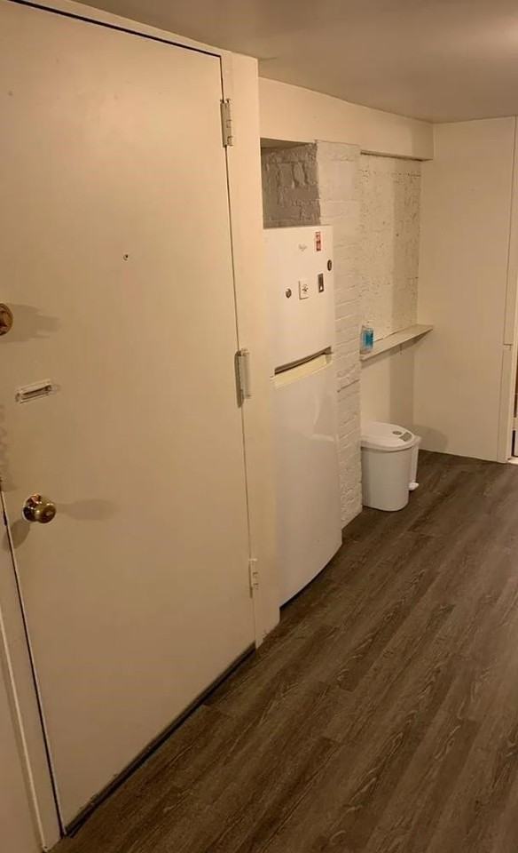 1109 Washington St #11 - Photo 3 of 9