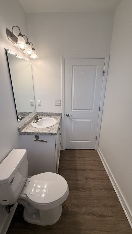 2121 Berkley Ave #1 - Photo 6 of 9