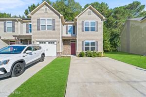 featured image of 320 Glenellen Loop Rd