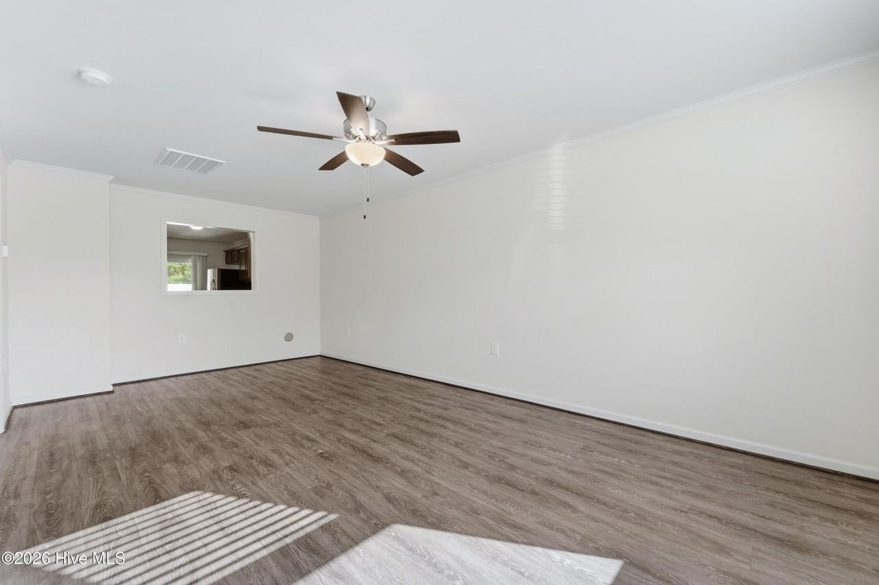 320 Glenellen Loop Rd - Photo 3 of 23