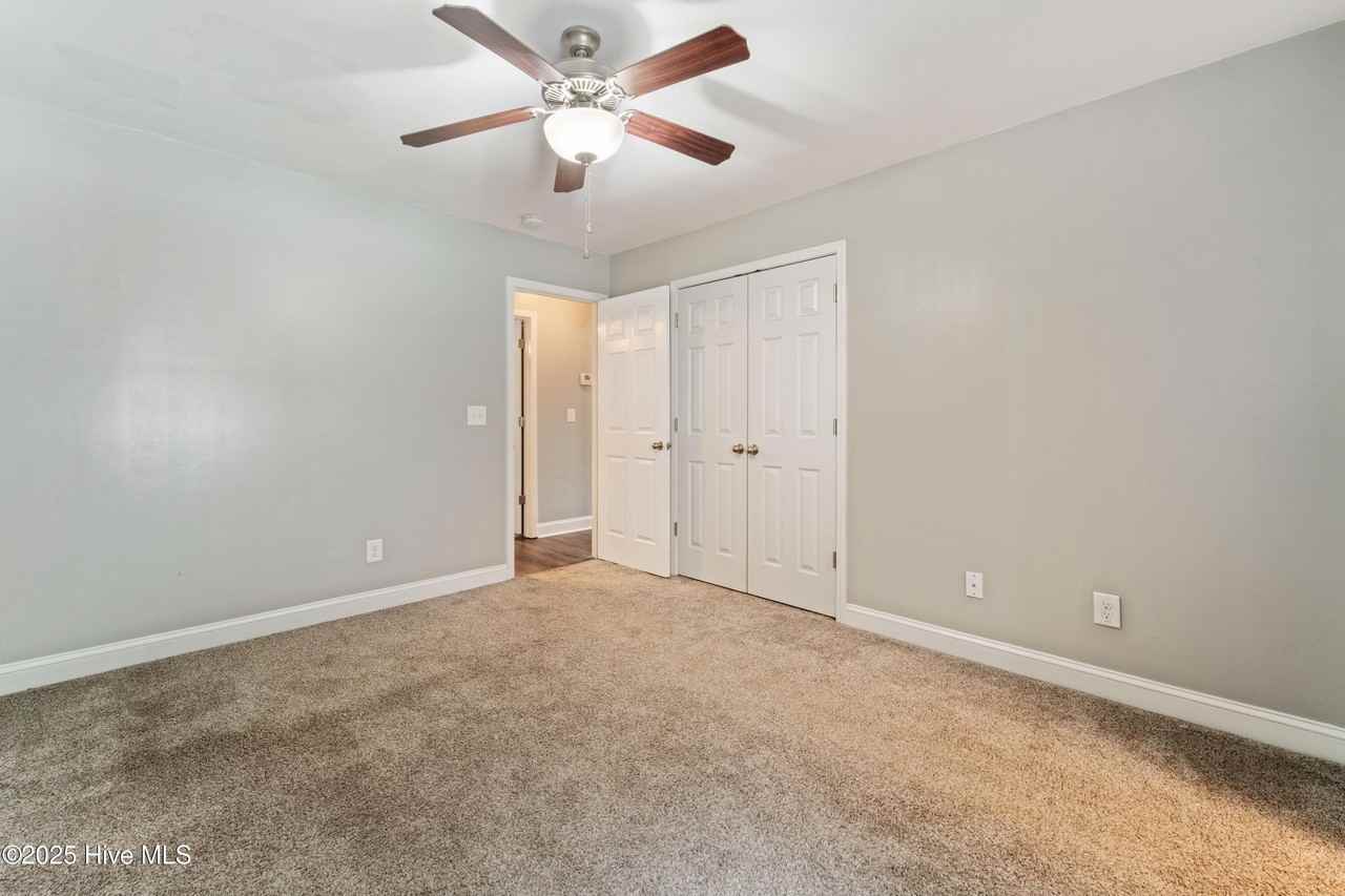 414 Glenhaven Ln - Photo 7 of 22