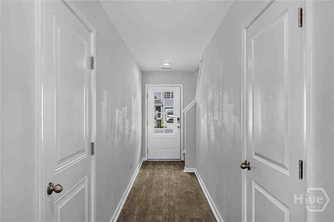 164 Coneflower Rd - Photo 3 of 36