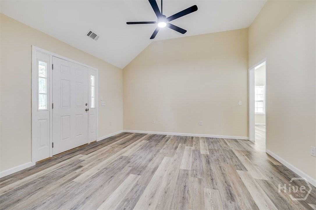 403 Shadowbrook Cir - Photo 7 of 28
