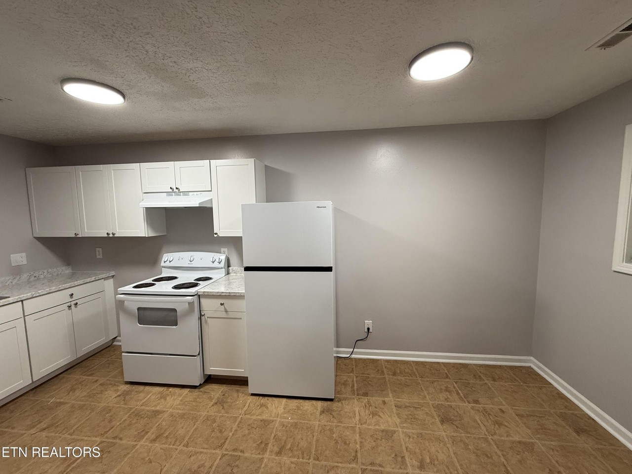 204 Ridenour Ln #105 - Photo 3 of 9