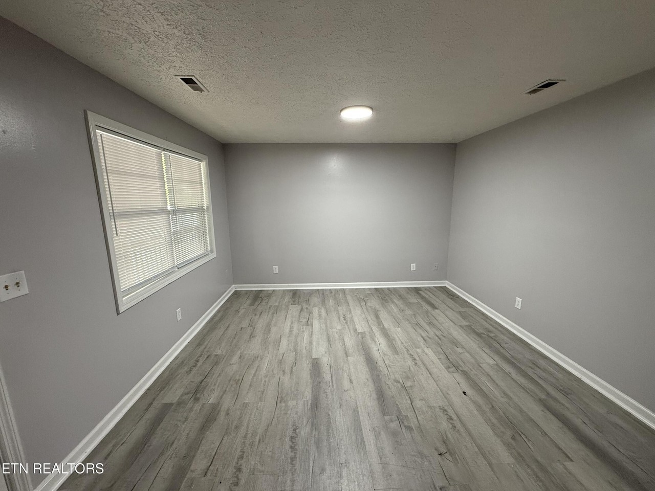204 Ridenour Ln #105 - Photo 4 of 9