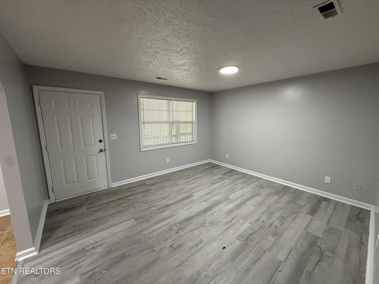 204 Ridenour Ln #105 - Photo 5 of 9