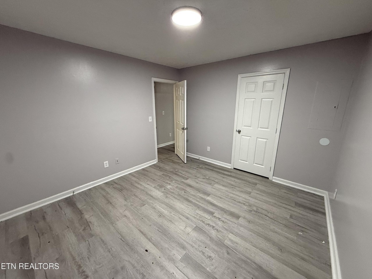 204 Ridenour Ln #105 - Photo 7 of 9