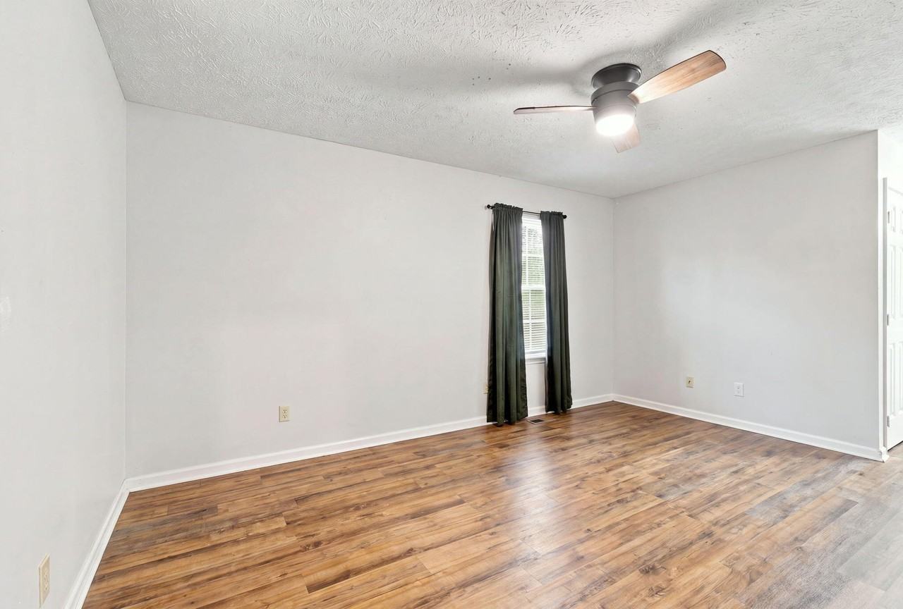 120 Crosskey Rd - Photo 5 of 34