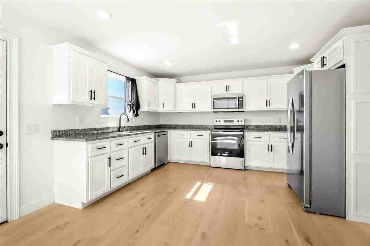 46 Caden Ln - Photo 4 of 23