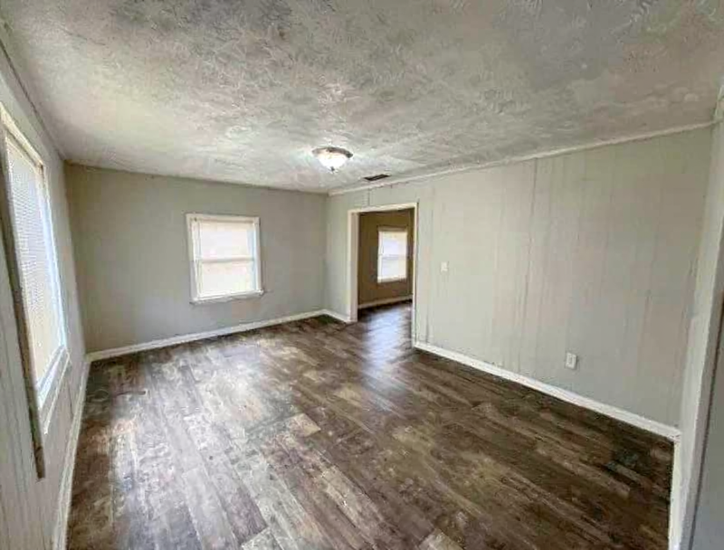 599 Snelson St #1 - Photo 7 of 8