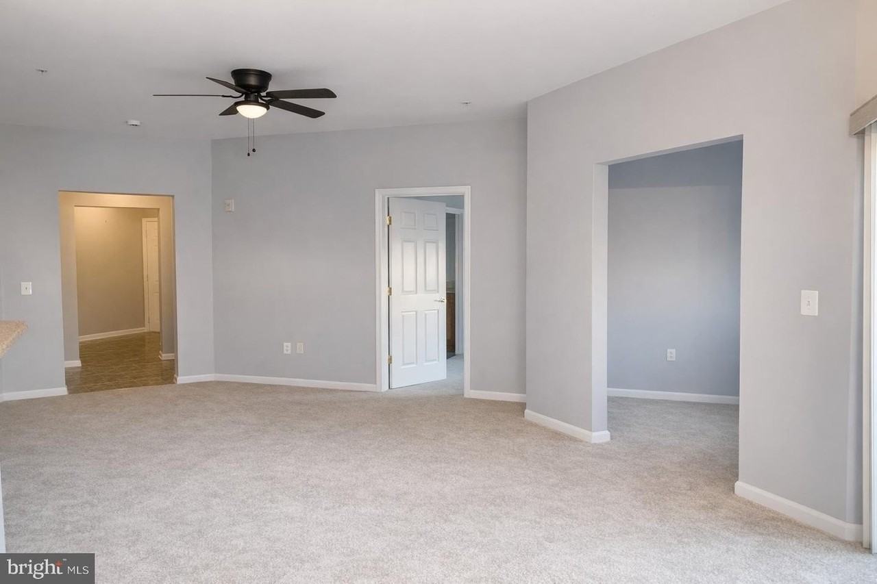 2605 Chapel Lake Dr - Photo 3 of 14
