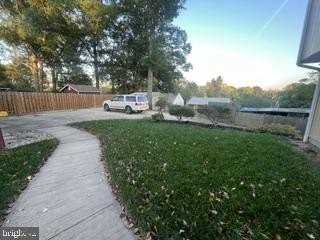 5116 Iroquois St - Photo 6 of 18