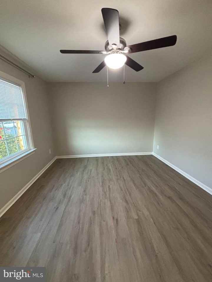 124 Hughey Ct - Photo 2 of 17