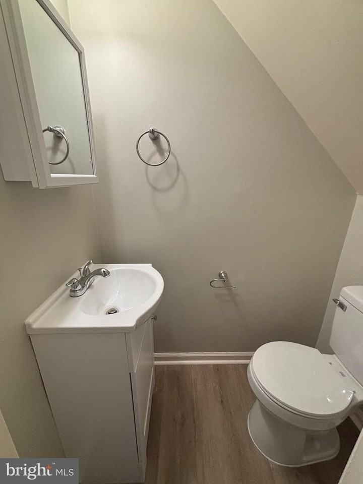 124 Hughey Ct - Photo 5 of 17