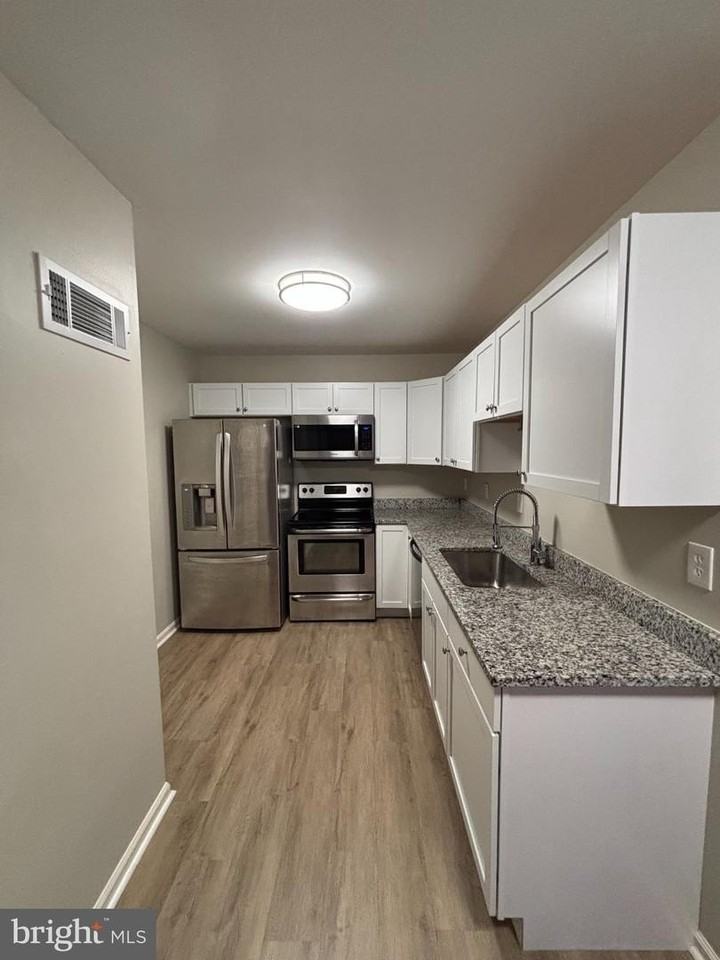 124 Hughey Ct - Photo 6 of 17