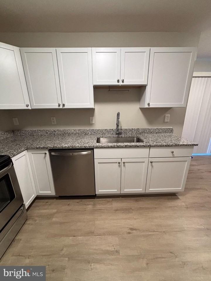 124 Hughey Ct - Photo 7 of 17