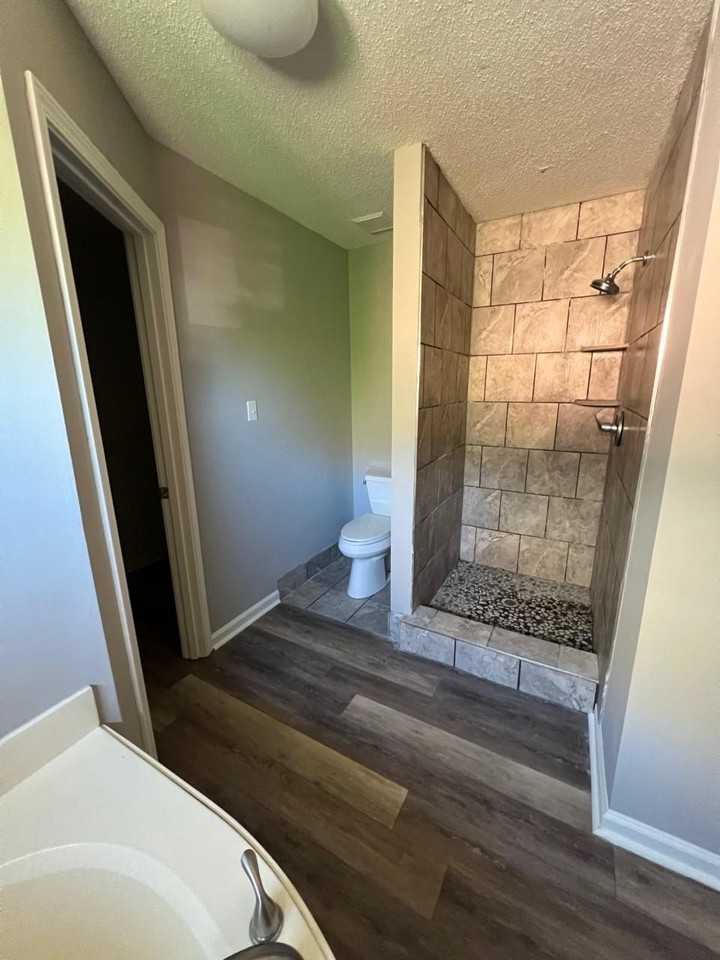 811 N Ericson Rd - Photo 5 of 13