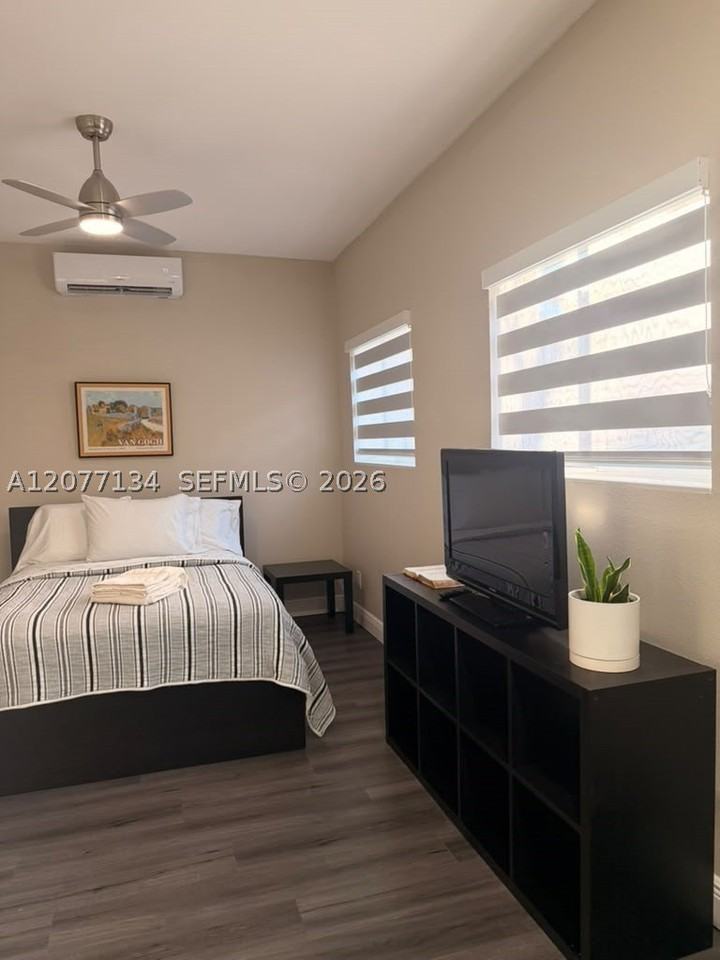 510 Nw 47th St #0 - Photo 2 of 18