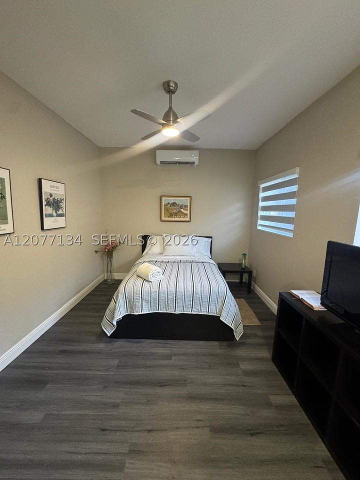 510 Nw 47th St #0 - Photo 5 of 18