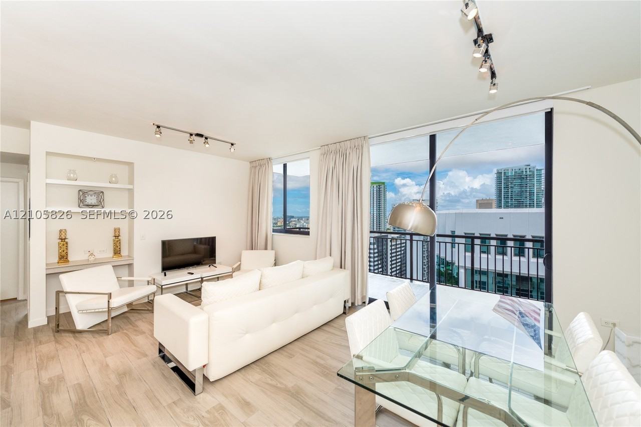 999 Sw 1st Ave #3114