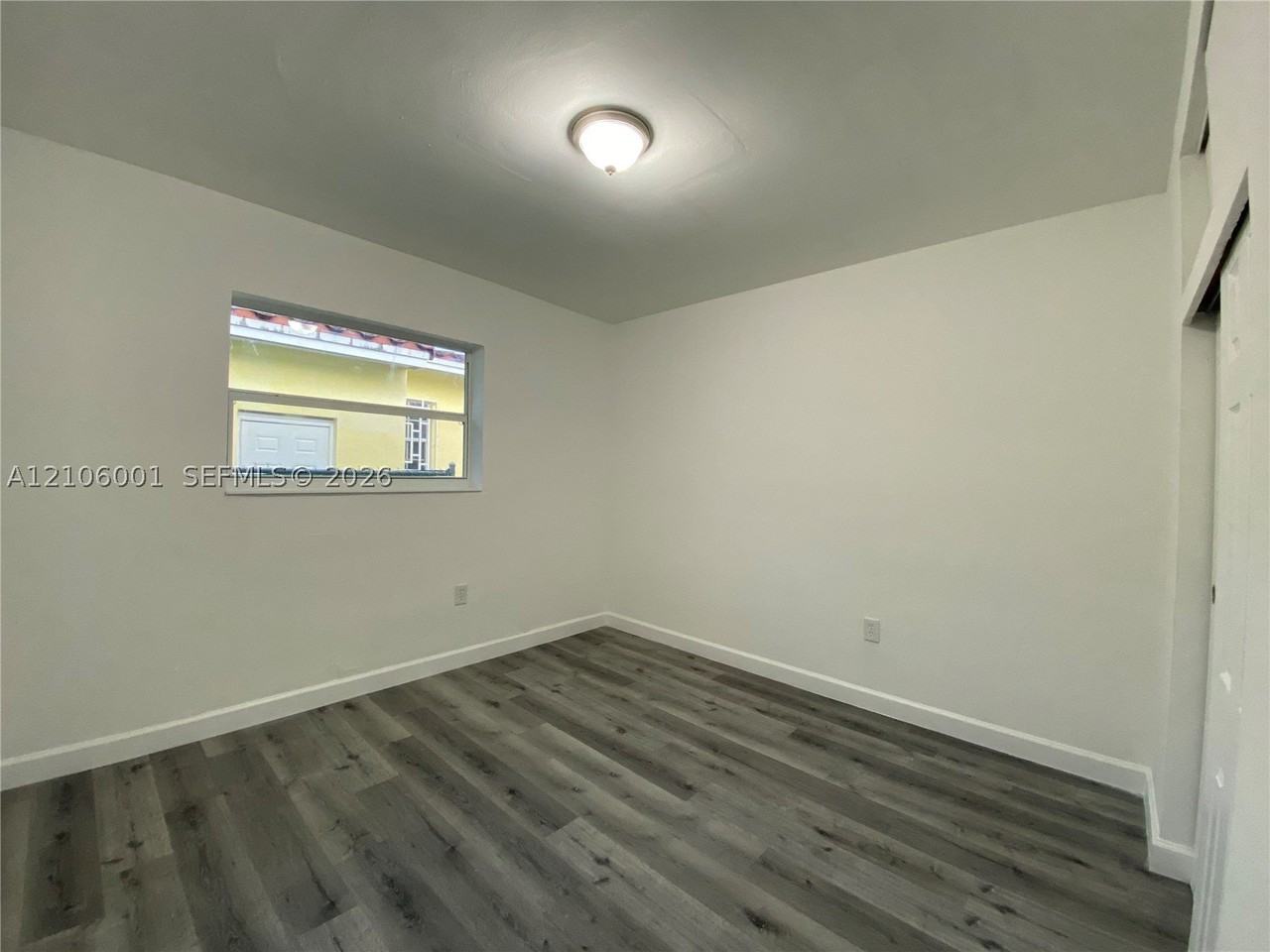 1063 Nw 24th St #1063 - Photo 7 of 10