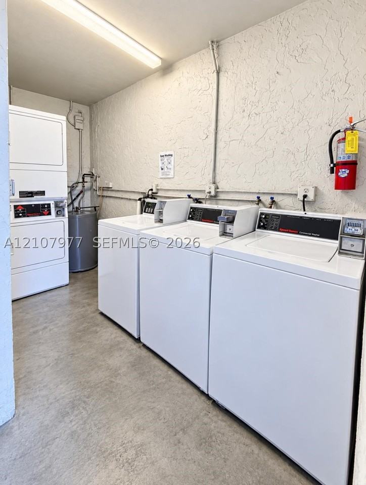 2315 W Okeechobee Rd #307 - Photo 6 of 7