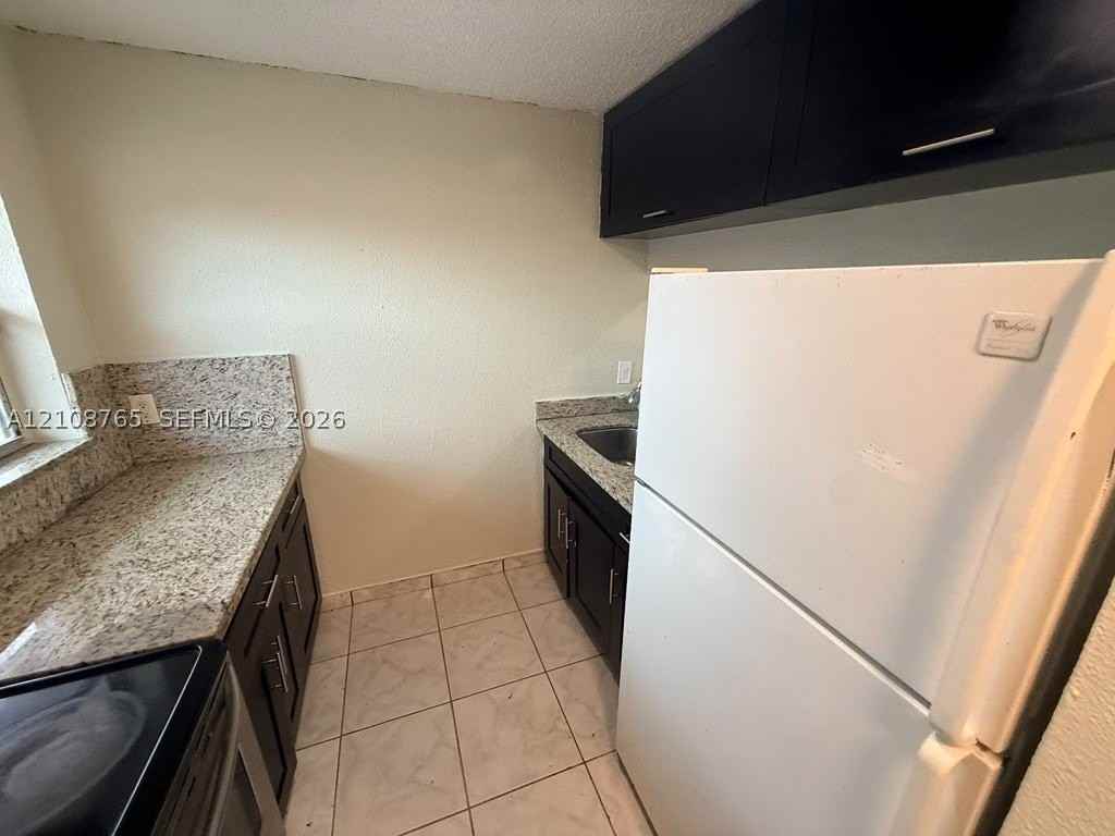 2721 Nw 23rd Ct #3 - Photo 2 of 6